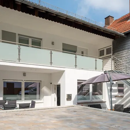 בית נופש Kamingo - 2 Apartments, Zentral Mit Gemeinsamer Terrasse, Max 12 Pers