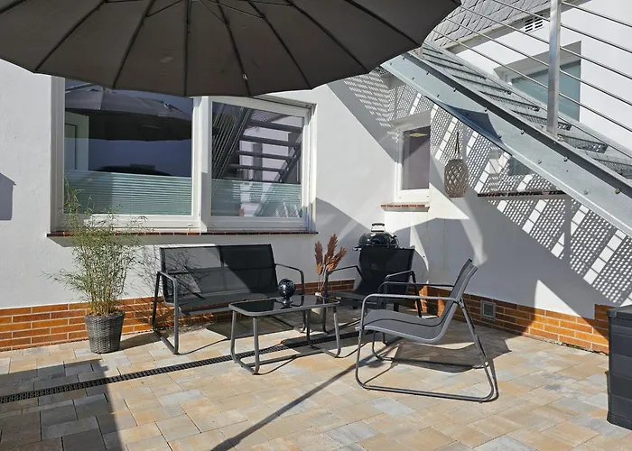 Kamingo - 2 Apartments, Zentral Mit Gemeinsamer Terrasse, Max 12 Pers Дом отдыха Франкенберг