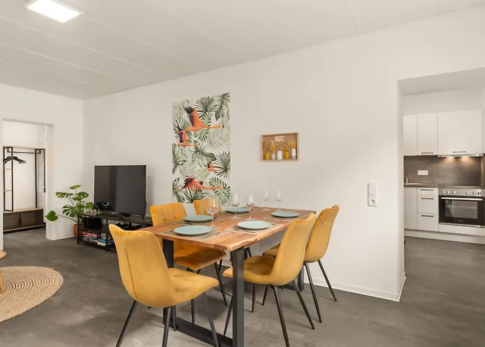 Kamingo - 2 Apartments, Zentral Mit Gemeinsamer Terrasse, Max 12 Pers Дом отдыха